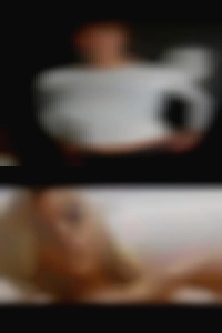 Peggipickings, nude woman looking for man